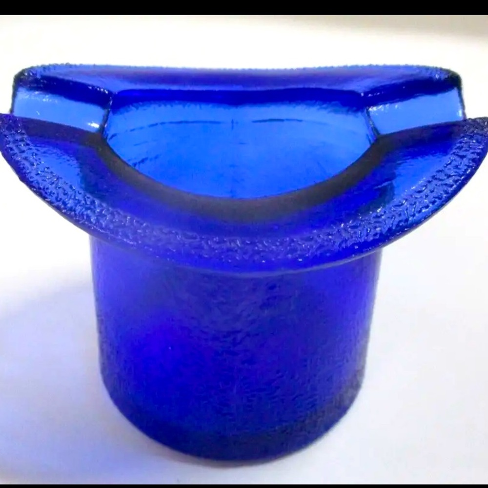 Vintage 1950's Cobalt Blue Glass Top Hat Ashtray Tobacco Toothpick MCM